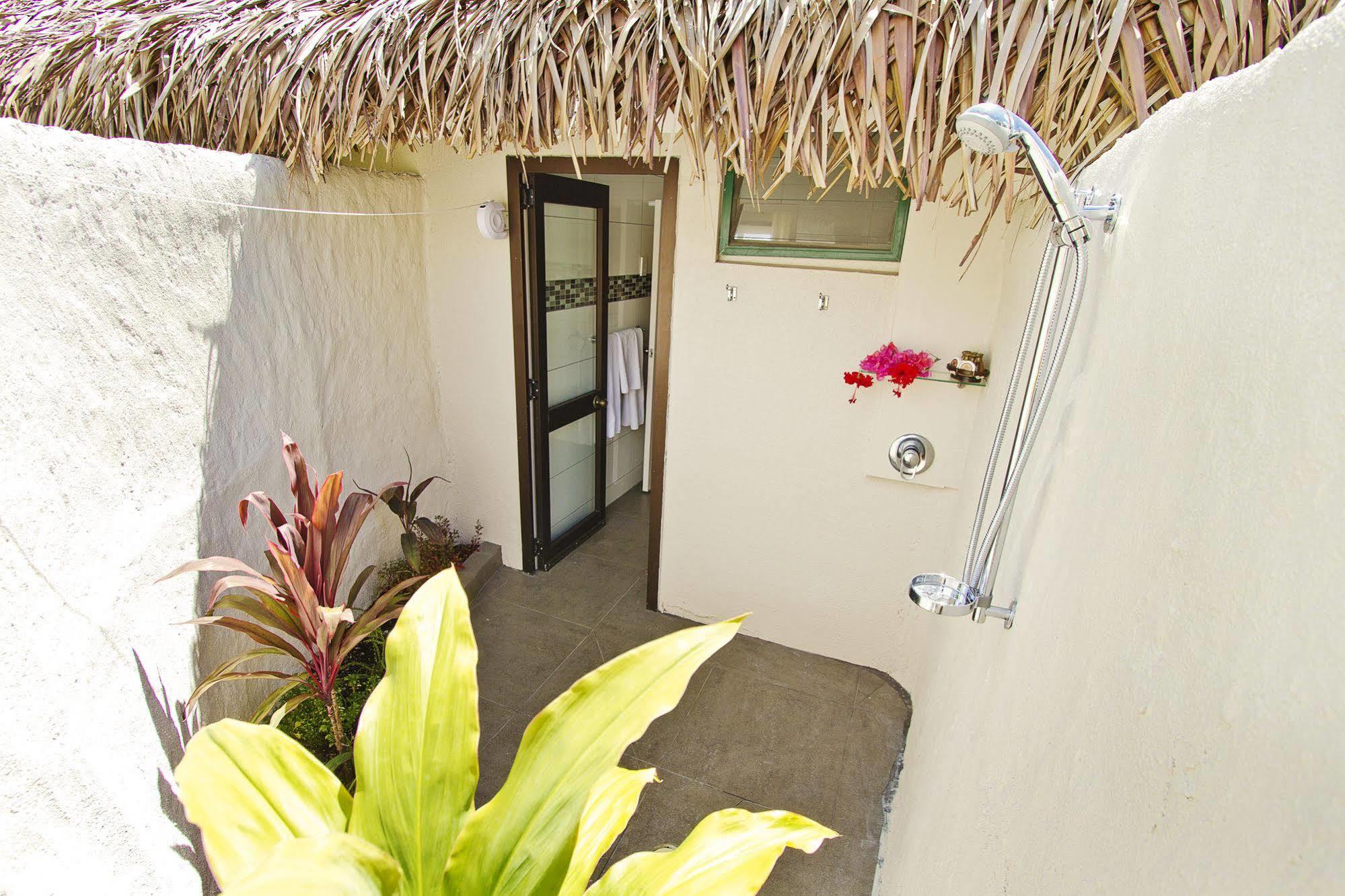 Manuia Beach Resort (Adults Only) Rarotonga Bagian luar foto